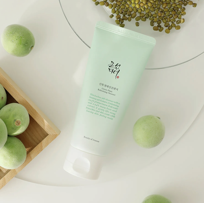 Green Plum Refreshing Cleanser